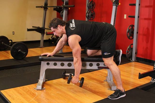 Dumbbell row, start position