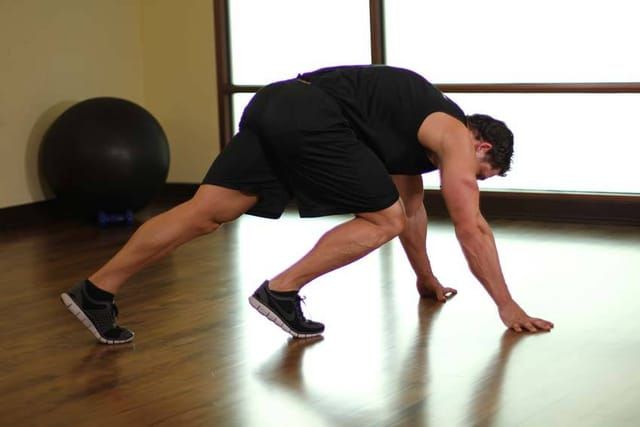 Slow mountain climber, start position